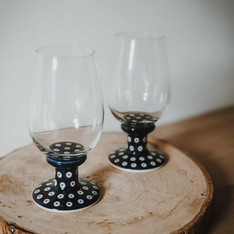 Szklanki i kieliszki